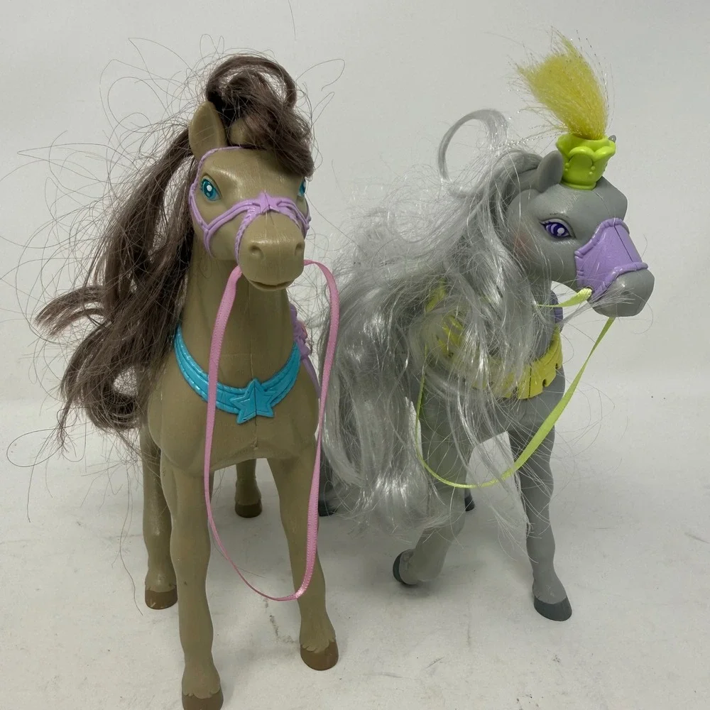 VTG Fisher Price Loving Family Toy Lot Tan Grey Horses with Accessories